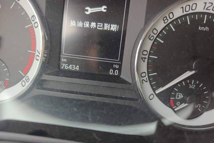 Used Skoda Octavia 2020 TSI280 DSG SmartDrive Luxury Edition Odometer Close Up