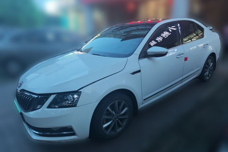 Used Skoda Octavia 2020 TSI230 DSG SmartDrive Luxury Edition Guazi used car, China used car export, Used car for sale, Used  cars, Cheapest cars for sale