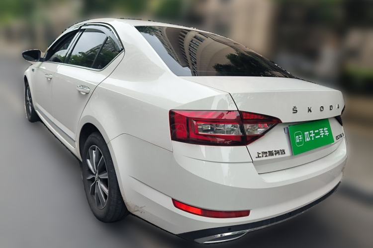 Used Skoda Octavia 2020 1.5L Automatic SmartDrive Luxury Edition Rear Left 45 Deg