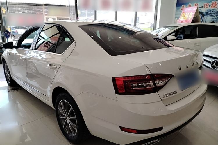Used Skoda Octavia 2020 1.5L Automatic SmartDrive Luxury Edition Rear Left 45 Deg