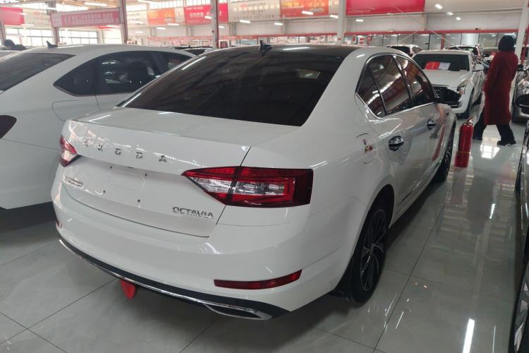 Used Skoda Octavia 2020 TSI280 DSG SmartDrive Luxury Edition Rear Right 45 Deg
