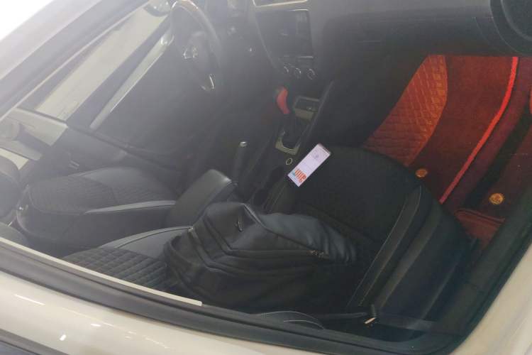 Used Skoda Octavia 2020 TSI280 DSG SmartDrive Luxury Edition Right Front Seat