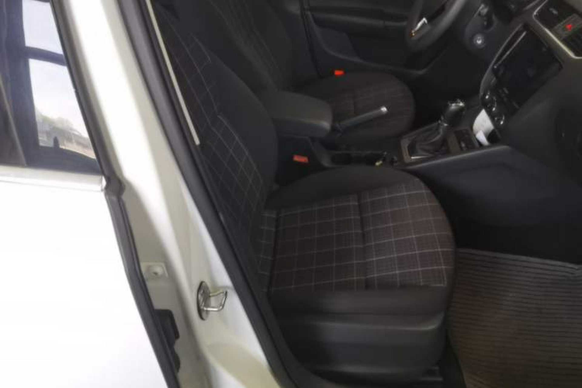Used Skoda Octavia 2020 TSI230 DSG SmartDrive Comfort Edition Right Front Seat