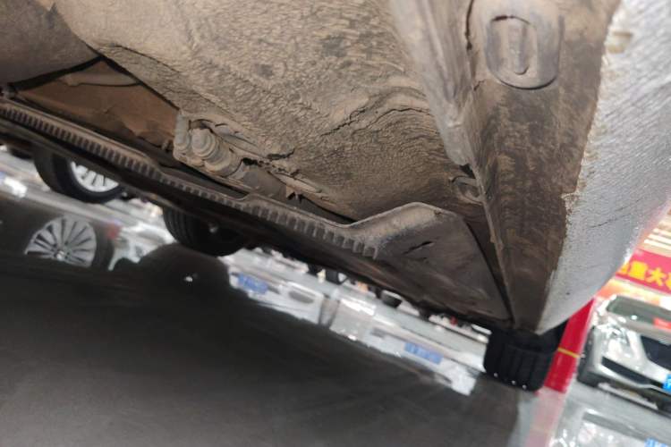 Used Skoda Octavia 2020 TSI280 DSG SmartDrive Luxury Edition Right Side Sill