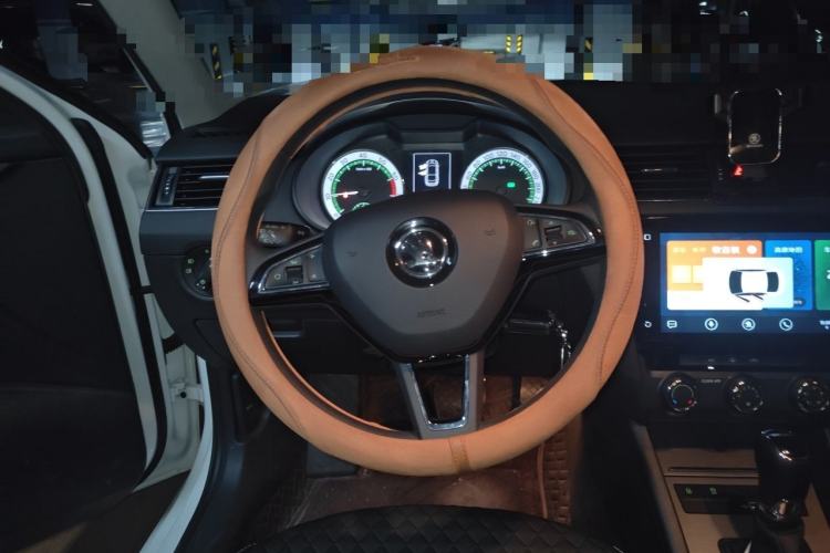 Used Skoda Octavia 2020 1.5L Automatic SmartDrive Luxury Edition Steering Wheel