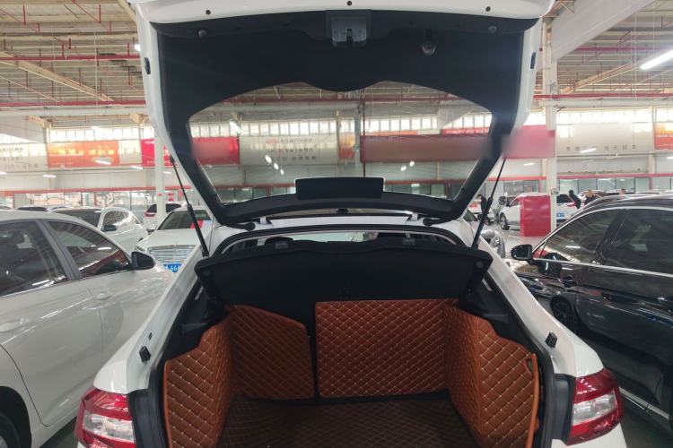 Used Skoda Octavia 2020 TSI280 DSG SmartDrive Luxury Edition Trunk