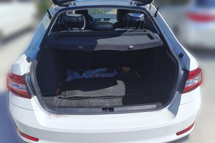 Used Skoda Octavia 2020 1.5L Manual SmartDrive Comfort Edition Trunk