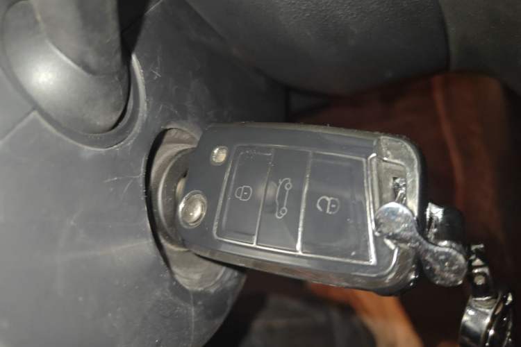 Used Skoda Octavia 2020 1.5L Automatic SmartDrive Luxury Edition Vehicle Key