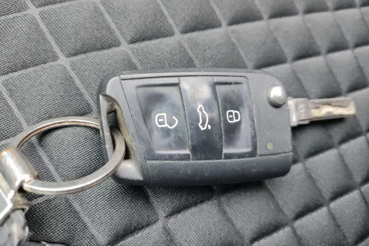 Used Skoda Octavia 2020 TSI230 DSG SmartDrive Luxury Edition Vehicle Key