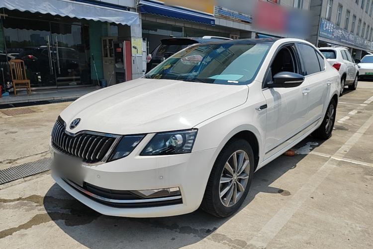 Used Skoda Octavia 2020 TSI230 DSG SmartDrive Luxury Edition Guazi used car, China used car export, Used car for sale, Used  cars, Cheapest cars for sale