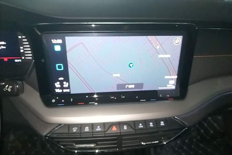 Used Skoda Octavia 2021 PRO TSI280 DSG Flagship Edition Audio And AC Panel
