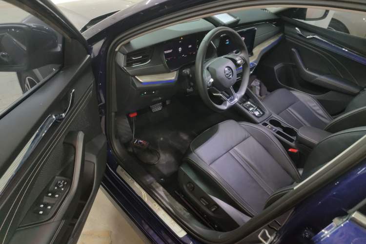 Used Skoda Octavia 2021 PRO TSI280 DSG Prestige Edition Driver Seat