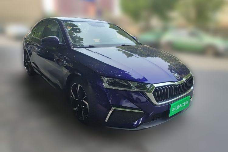 Used Skoda Octavia 2021 PRO TSI280 DSG Luxury Edition Front Right 45 Deg