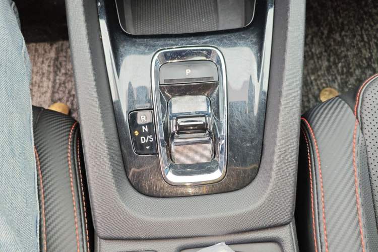 Used Skoda Octavia 2021 PRO TSI280 DSG Flagship Edition Gear Lever