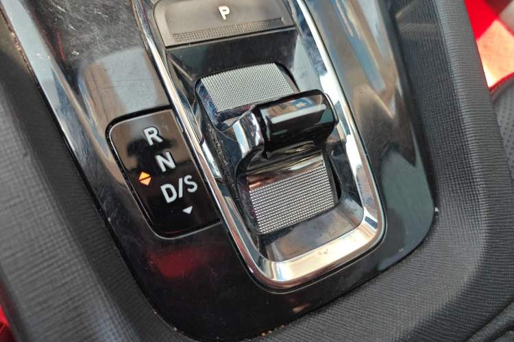 Used Skoda Octavia 2021 PRO TSI280 DSG Flagship Edition Gear Lever