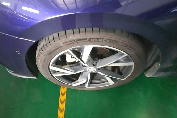 Used Skoda Octavia 2021 PRO TSI280 DSG Flagship Edition Left Front Wheel Hub