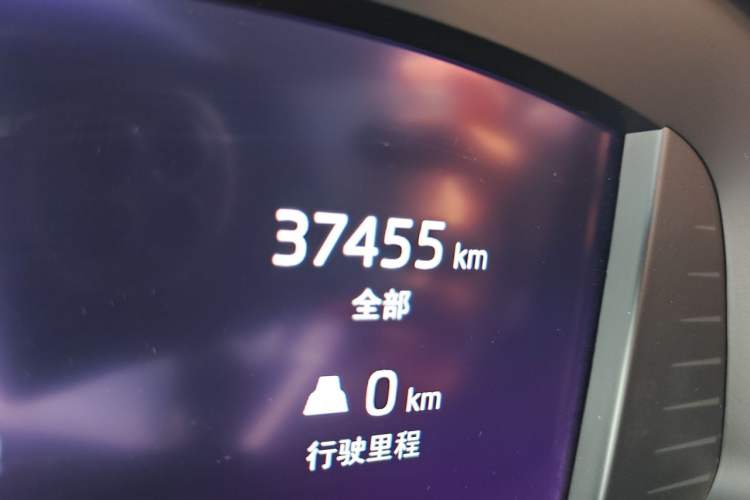 Used Skoda Octavia 2021 PRO TSI280 DSG Flagship Edition Odometer Close Up