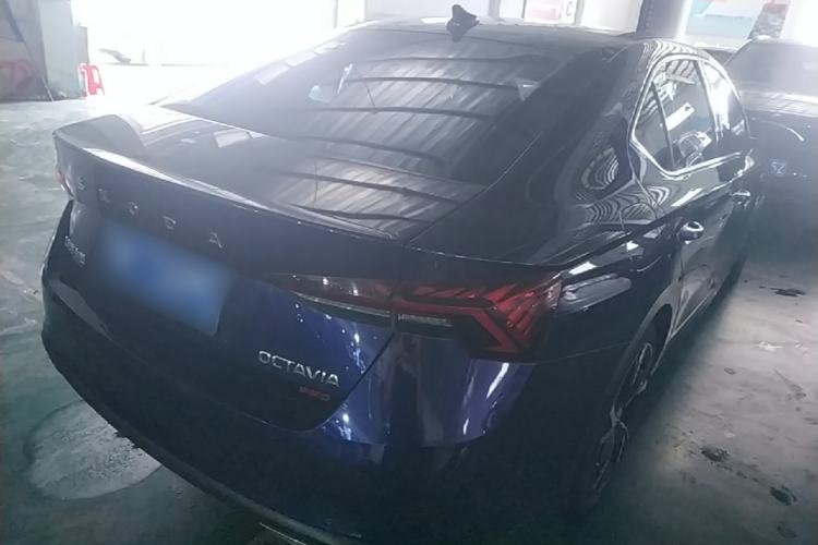 Used Skoda Octavia 2021 PRO TSI280 DSG Flagship Edition Rear Right 45 Deg