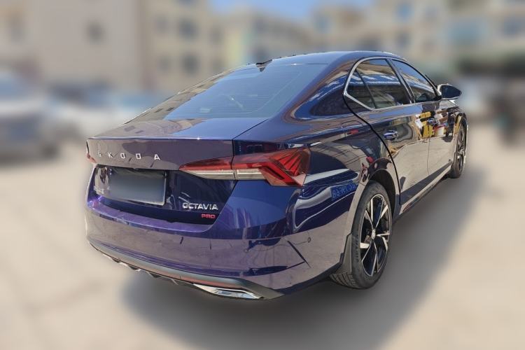Used Skoda Octavia 2021 PRO TSI280 DSG Flagship Edition Rear Right 45 Deg