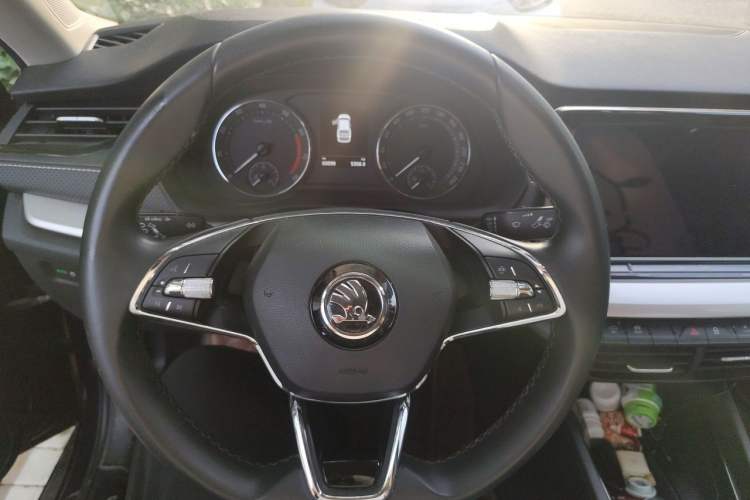 Used Skoda Octavia 2021 PRO TSI280 DSG Luxury Edition Steering Wheel