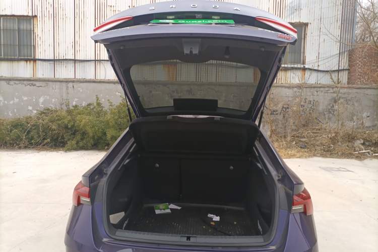 Used Skoda Octavia 2021 PRO TSI280 DSG Prestige Edition Trunk