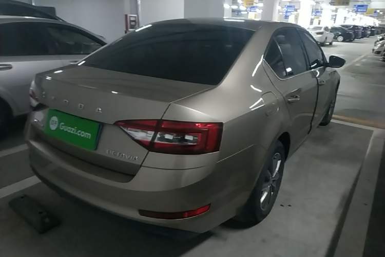 Used Skoda Octavia 2021 1.5L Automatic Comfort Edition Rear Right 45 Deg