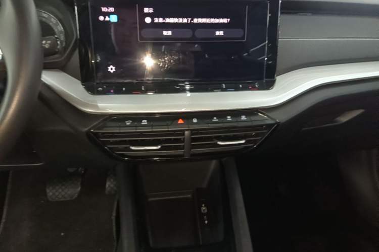 Used Skoda Octavia 2021 PRO TSI280 DSG Luxury Edition Audio And AC Panel