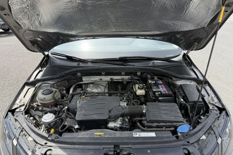 Used Skoda Octavia 2021 1.5L Automatic Comfort Edition Engine Bay