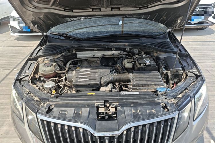 Used Skoda Octavia 2021 1.5L Automatic Comfort Edition Engine Bay