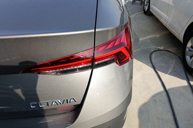 Used Skoda Octavia 2021 PRO TSI280 DSG Luxury Edition Exterior 3