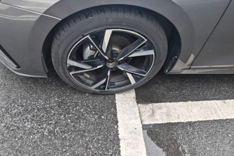 Used Skoda Octavia 2021 PRO TSI280 DSG Prestige Edition Exterior 4