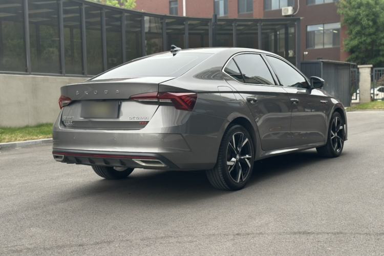 Used Skoda Octavia 2021 PRO TSI280 DSG Luxury Edition Exterior 6