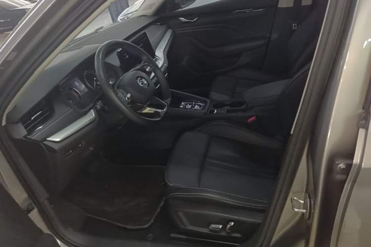 Used Skoda Octavia 2021 PRO TSI280 DSG Luxury Edition Left Front Seat