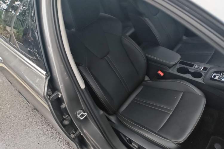 Used Skoda Octavia 2021 PRO TSI280 DSG Prestige Edition Right Front Seat