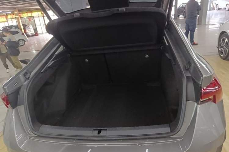 Used Skoda Octavia 2021 PRO TSI280 DSG Luxury Edition Trunk