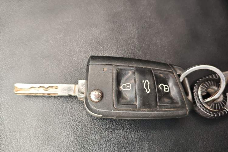 Used Skoda Octavia 2021 1.5L Automatic Comfort Edition Vehicle Key