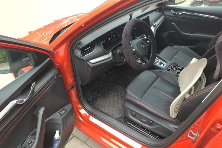 Used Skoda Octavia 2021 PRO TSI280 DSG Flagship Edition Driver Seat