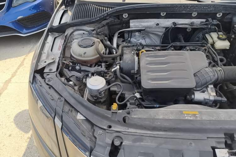 Used Skoda Octavia 2021 1.5L Automatic Comfort Edition Engine Bay Right
