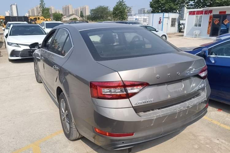 Used Skoda Octavia 2021 1.5L Automatic Comfort Edition Rear Left 45 Deg