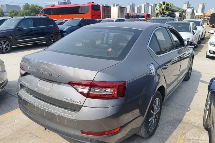 Used Skoda Octavia 2021 1.5L Automatic Comfort Edition Rear Right 45 Deg