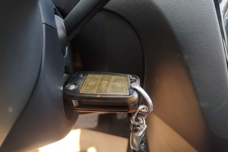 Used Skoda Octavia 2021 1.5L Automatic Comfort Edition Vehicle Key