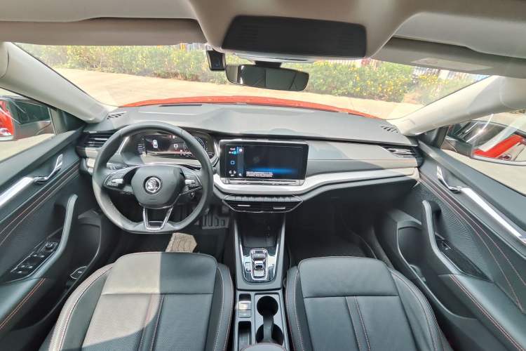 Used Skoda Octavia 2021 PRO TSI280 DSG Flagship Edition Instrument Cluster