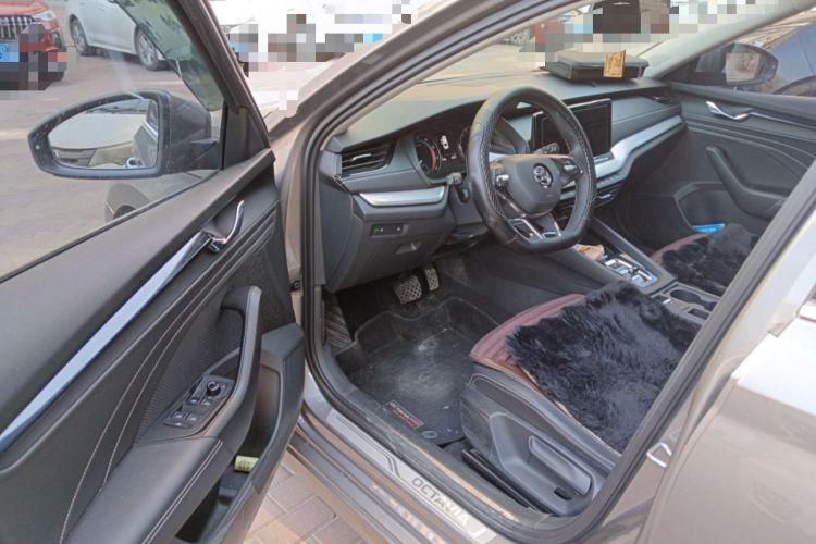 Used Skoda Octavia 2021 PRO TSI280 DSG Luxury Edition Driver Seat