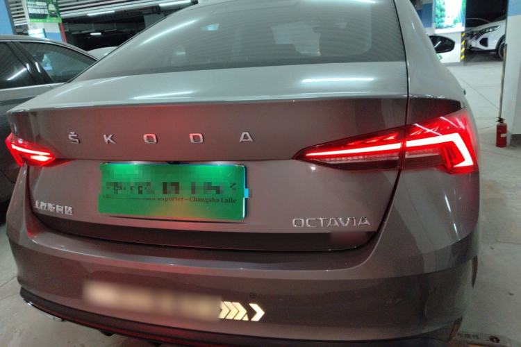 Used Skoda Octavia 2021 PRO TSI280 DSG Prestige Edition Exterior 4