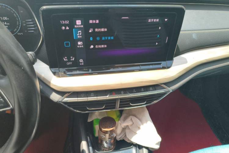 Used Skoda Octavia 2021 PRO TSI280 DSG Prestige Edition Audio And AC Panel
