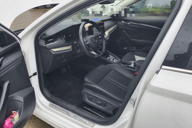 Used Skoda Octavia 2021 PRO TSI280 DSG Prestige Edition Driver Seat