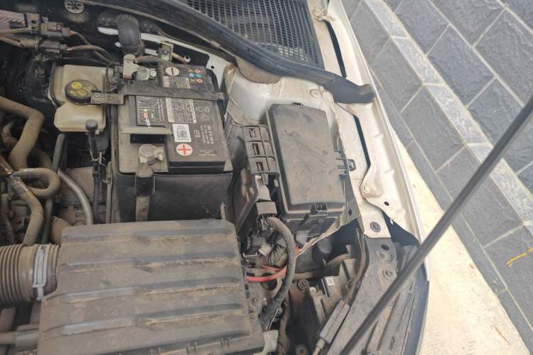 Used Skoda Octavia 2021 1.5L Automatic Comfort Edition Engine Bay Left