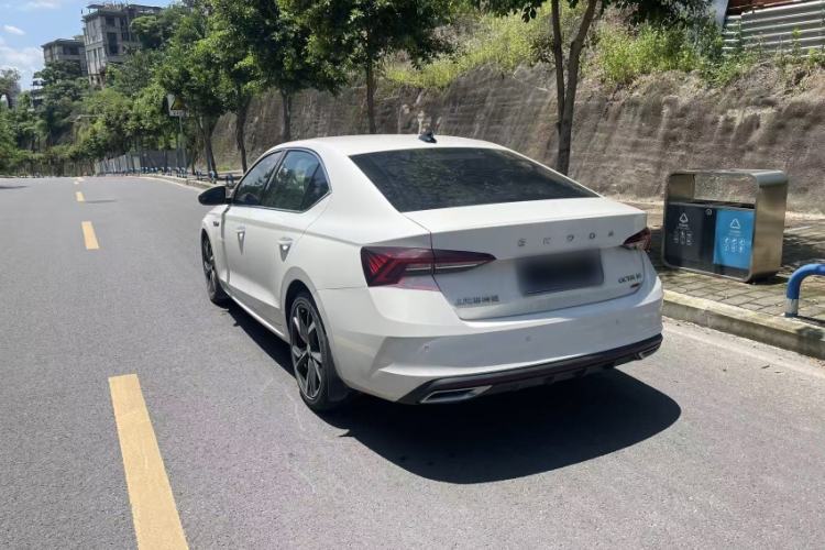 Used Skoda Octavia 2021 PRO TSI280 DSG Prestige Edition Exterior 3