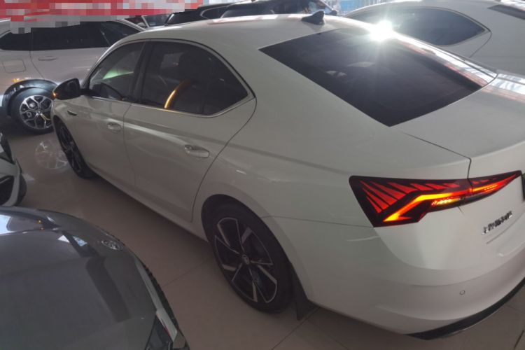 Used Skoda Octavia 2021 PRO TSI280 DSG Luxury Edition Exterior 3