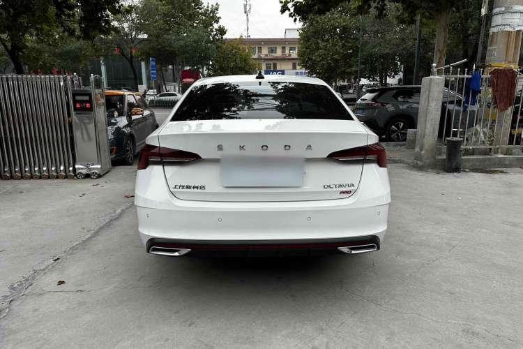 Used Skoda Octavia 2021 PRO TSI280 DSG Luxury Edition Exterior 4